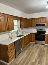 404 Monongahela Ave in Elizabeth, PA - Building Photo - Building Photo