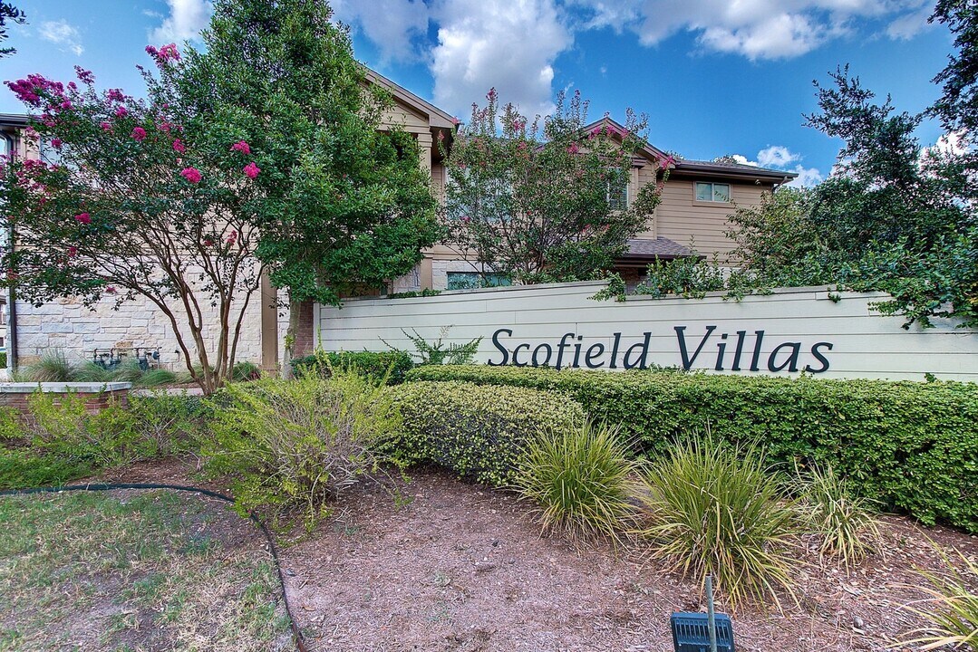 1310 W Parmer Ln in Austin, TX - Building Photo