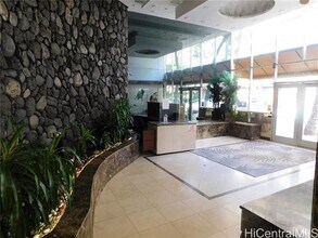 444 Nahua St in Honolulu, HI - Building Photo - Building Photo