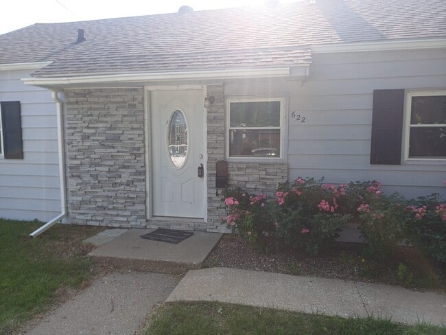 property at 622 Crescent Ln