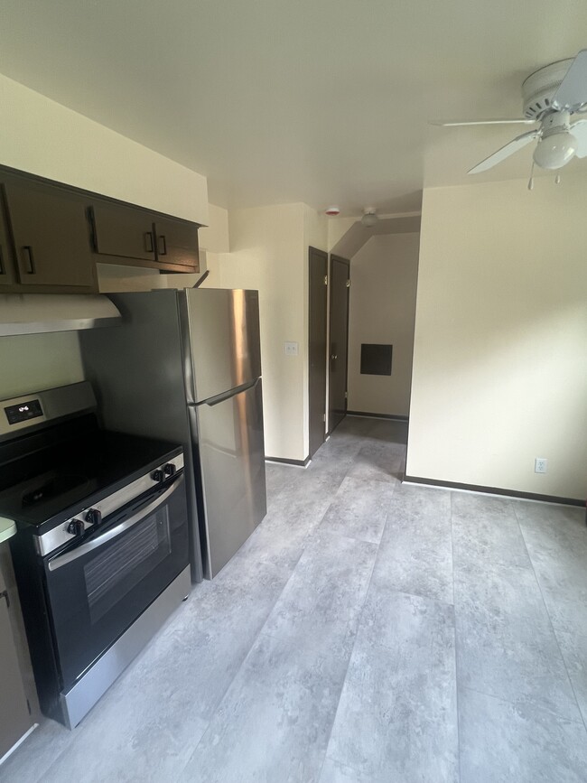property at 5822 S Indiana Ave
