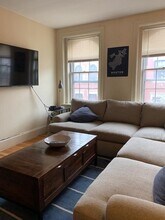 89 West Cedar St, Unit 7 in Boston, MA - Foto de edificio - Building Photo