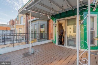 711 Corinthian Ave in Philadelphia, PA - Building Photo - Building Photo