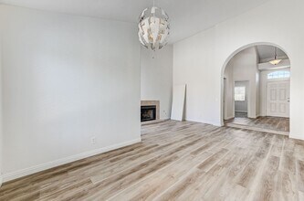 201 Surrey St in Henderson, NV - Building Photo - Building Photo