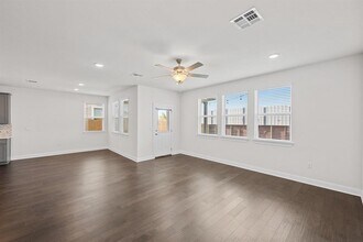 2807 Mary Elizabeth Dr in Austin, TX - Building Photo - Building Photo