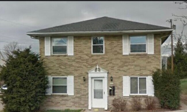 property at 1303 Chardon Ct