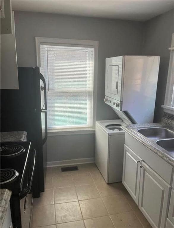 2743 Harlan Dr in East Point, GA - Building Photo - Building Photo