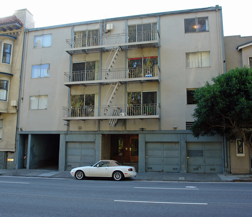 1519 Oak St in San Francisco, CA - Building Photo