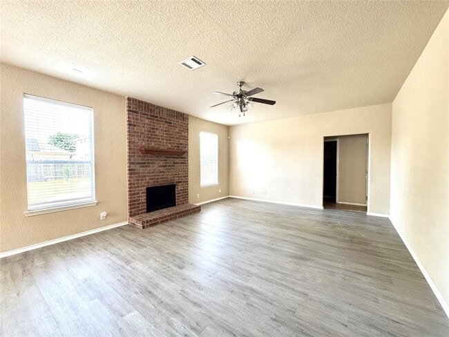 1915 Sand Creek Rd in Cedar Park, TX - Building Photo - Building Photo