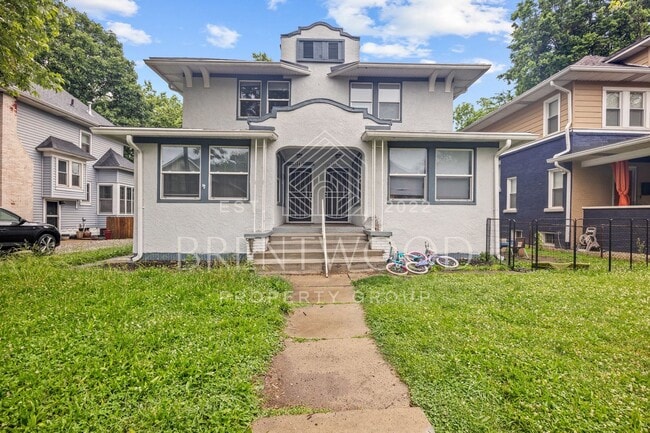 property at 3041 N Delaware St