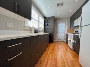 9615 Winchester Ave in Margate City, NJ - Building Photo - Building Photo