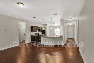 7552 Algood St in Jacksonville, FL - Building Photo - Building Photo