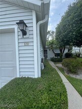120 Quail Forest Blvd in Naples, FL - Building Photo - Building Photo