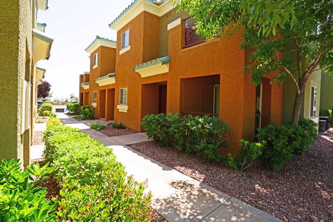 Durango Canyon Apartments