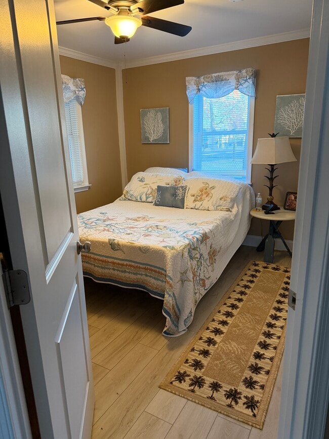 property at 1300 Wilson Point Rd