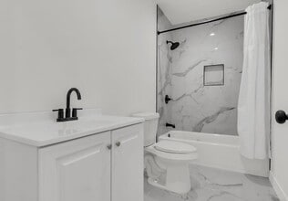 3918 W 28th St in Los Angeles, CA - Building Photo - Building Photo