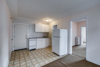 The Chalet in Minneapolis, MN - Building Photo - Interior Photo
