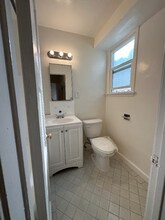 1737 N Sycamore Ave in Los Angeles, CA - Foto de edificio - Building Photo