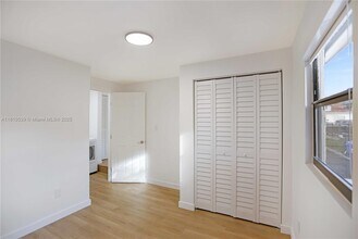 1786 NW 15th St in Miami, FL - Building Photo - Building Photo