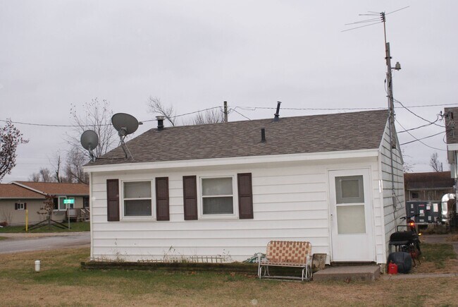 property at 402 Moore St