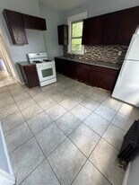 116 22nd St, Unit 2 in Irvington, NJ - Building Photo