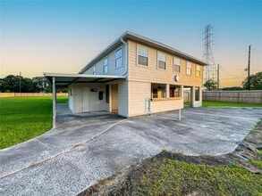 3709 Joe Dr in Pearland, TX - Foto de edificio - Building Photo