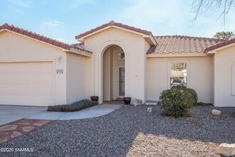 3916 Tiger Woods Dr in Las Cruces, NM - Building Photo - Building Photo
