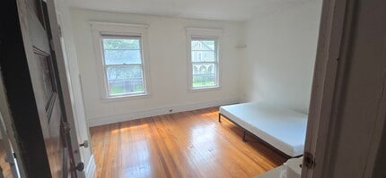 33 Cottage St in South Orange, NJ - Building Photo - Building Photo