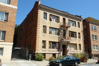 Myrtle Arms in Oakland, CA - Foto de edificio - Building Photo