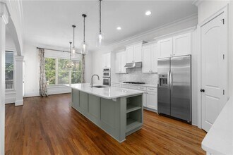 1106 Francis St NE in Atlanta, GA - Building Photo - Building Photo