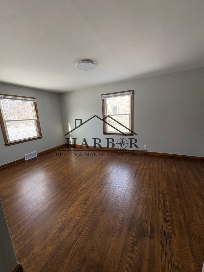 property at 1311 6th St SE