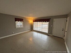 4060 Legion Rd in Hope Mills, NC - Building Photo - Building Photo