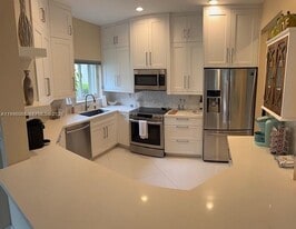 5656 NW 127th Terrace in Coral Springs, FL - Building Photo