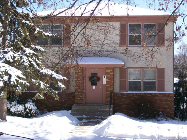 3527 Harriet Ave in Minneapolis, MN - Building Photo - Building Photo