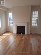 31 Sara Dr in Thorold, ON - Building Photo - Building Photo