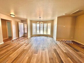 3408 Oak Grove Dr in Midwest City, OK - Building Photo - Building Photo