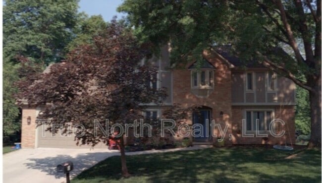 property at 453 Buckhorn Ct