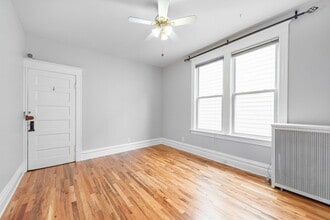 3722 N Bosworth Ave in Chicago, IL - Building Photo - Building Photo