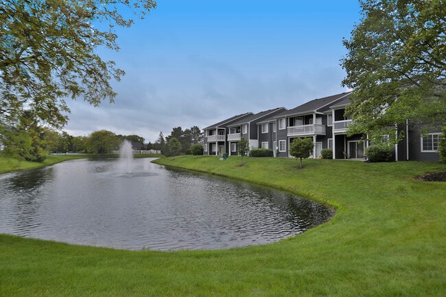 Wellington Place in Fishers, IN - Foto de edificio - Building Photo