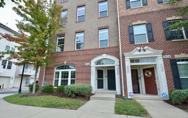 904 Hall Station Dr, Unit Bowie Condo in Bowie, MD - Building Photo - Building Photo