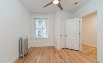 67 Park Dr, Unit 30 in Boston, MA - Building Photo - Building Photo