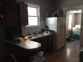 1015 S Lansing St-Unit -1 in Mt. Pleasant, MI - Building Photo - Building Photo