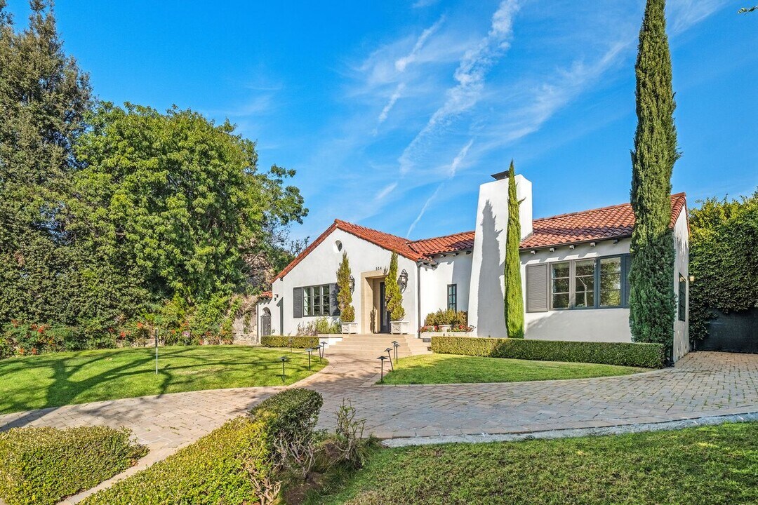 514 Walden Dr in Beverly Hills, CA - Foto de edificio