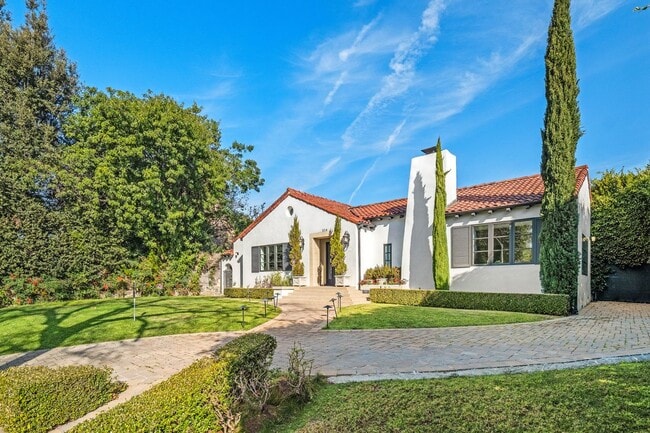 property at 514 Walden Dr