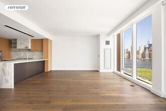 50 Bridge Park Dr in Brooklyn, NY - Building Photo - Building Photo