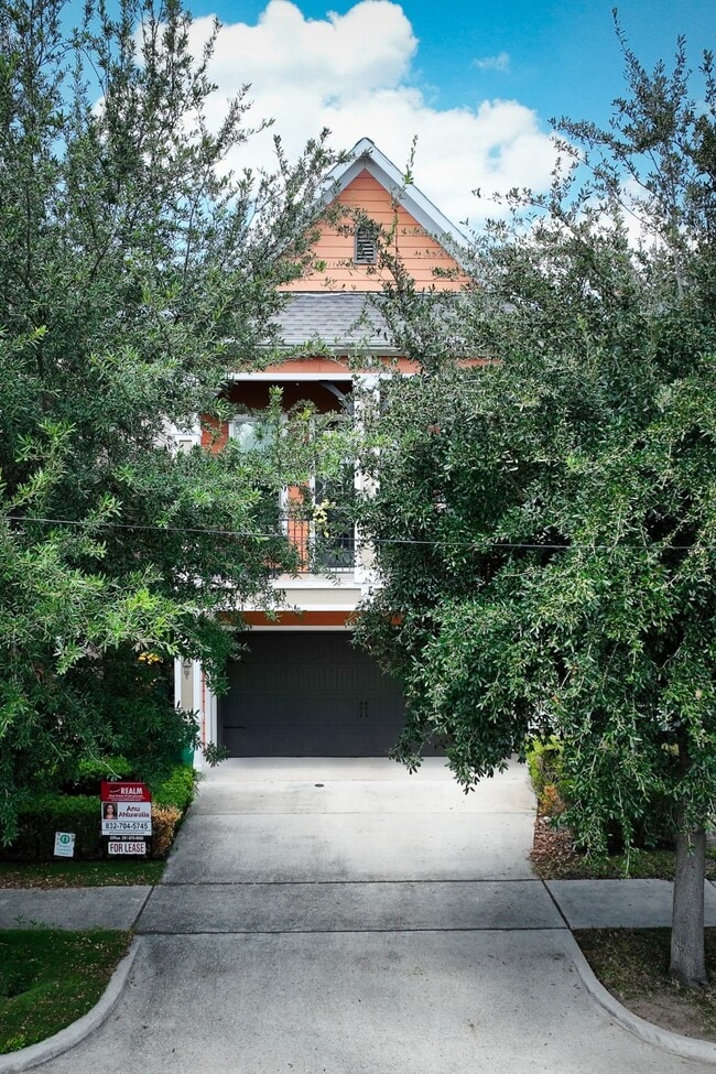 1134 Robbie St in Houston, TX - Building Photo - Building Photo