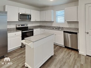 9770 W Heather Dr in Arizona City, AZ - Building Photo - Building Photo