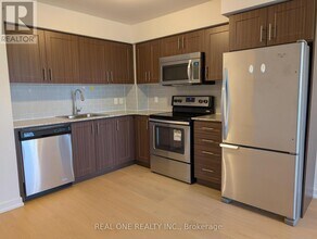 185-215 Bonis Ave in Toronto, ON - Building Photo - Building Photo