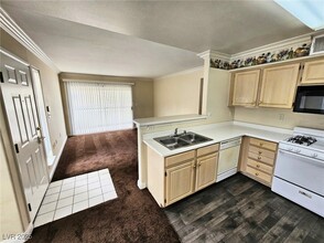 5710 E Tropicana Ave in Las Vegas, NV - Building Photo - Building Photo