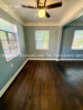 1639 Anita Pl in Cincinnati, OH - Building Photo - Building Photo